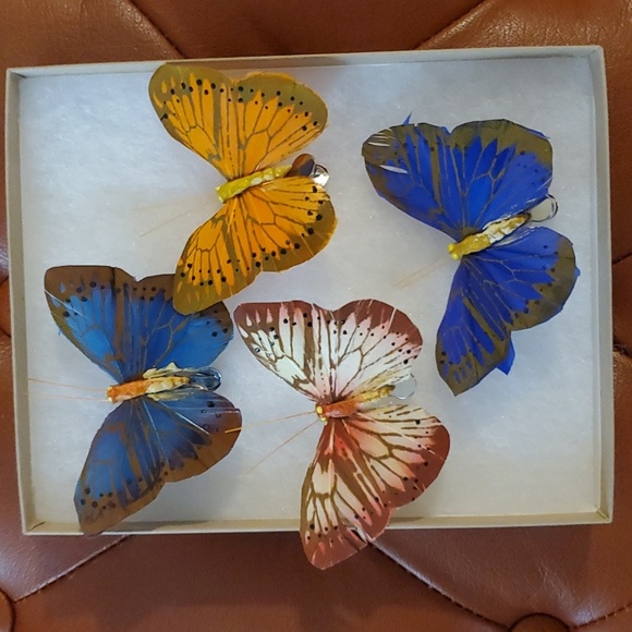Butterfly Clips - Picture 3 of 5